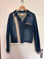 Upcycle Uniek spijkerjasje met borduur mt 42, Ophalen of Verzenden, Zo goed als nieuw, Maat 42/44 (L), Blauw