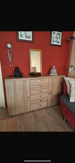 Houten dressoir met lades en deuren, Huis en Inrichting, Kasten | Dressoirs, 150 tot 200 cm, Ophalen of Verzenden, Zo goed als nieuw
