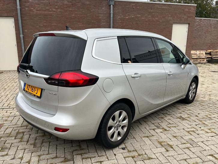 Opel Zafira op grijs kenteken. Airco, Zilver grijs, NAP, Auto's, Bestelauto's, Bedrijf, ABS, Achteruitrijcamera, Airbags, Airconditioning