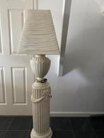 Lamp met pilaar, Huis en Inrichting, Lampen | Vloerlampen, Ophalen of Verzenden, Gebruikt, Overige materialen, Minder dan 100 cm
