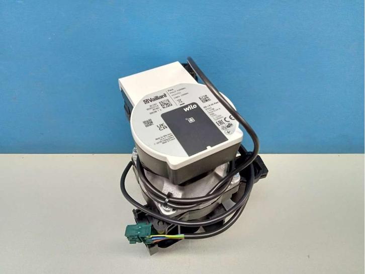Cv pomp Vaillant VHSL/7-45/IPWM1 Wilo nieuw, Doe-het-zelf en Verbouw, Verwarming en Radiatoren, Nieuw, Cv-ketel of Combi-ketel