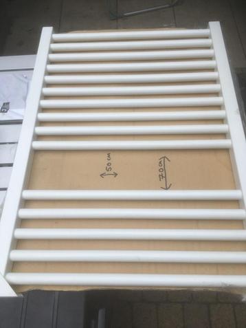 DESIGN RADIATOR TURBO  70X50CM  ,,NIEUW,, beschikbaar voor biedingen