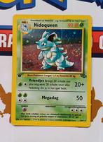 Nidoqueen 7/64 NL holo played, Ophalen of Verzenden, Losse kaart, Zo goed als nieuw