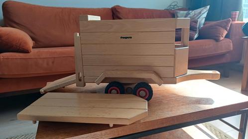 Fagus Tractor met Paardentrailer - Houten Speelgoed, Kinderen en Baby's, Speelgoed | Houten speelgoed, Zo goed als nieuw, Duw- of Trekspeelgoed