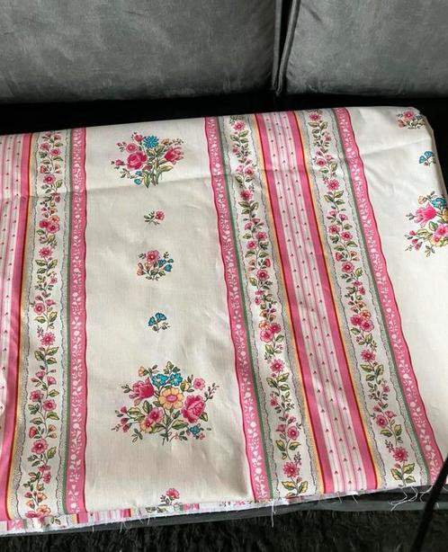 Mooie Brocante extra brede lap stof, Hobby en Vrije tijd, Stoffen en Lappen, Nieuw, Katoen, 120 cm of meer, 200 cm of meer, Ophalen of Verzenden