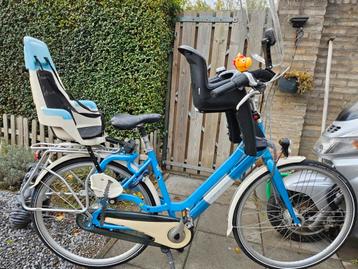 Zeer nette mamafiets met 7 versnellingen  beschikbaar voor biedingen