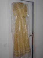 vintage trouwjapon met hoed, Ophalen of Verzenden, Gedragen, Geel, Trouwjurk