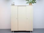 Vintage Crème Kledingkast | 3 Deurs, Huis en Inrichting, Kasten | Kledingkasten, Ophalen, Gebruikt, 100 tot 150 cm, .