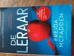 Freida mcfaden, De Leraar !1×gelezen, Ophalen of Verzenden, Zo goed als nieuw, Nederland