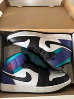 Jordan 1 Mid Court Purple Tropical Twist EU44, Overige kleuren, Nike, Nieuw, Ophalen of Verzenden