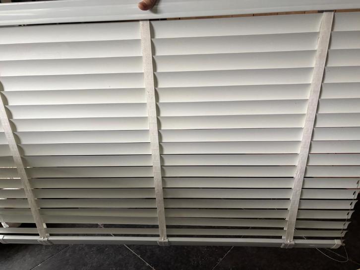 Jalouzie (2stuks) 0.74 X 0.75, Huis en Inrichting, Stoffering | Gordijnen en Lamellen, Gebruikt, Minder dan 100 cm, 50 tot 100 cm