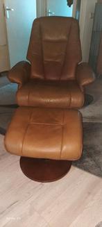 Lekker luie leren draaistoel, Huis en Inrichting, Stoelen, Ophalen, Gebruikt, Bruin, Eén