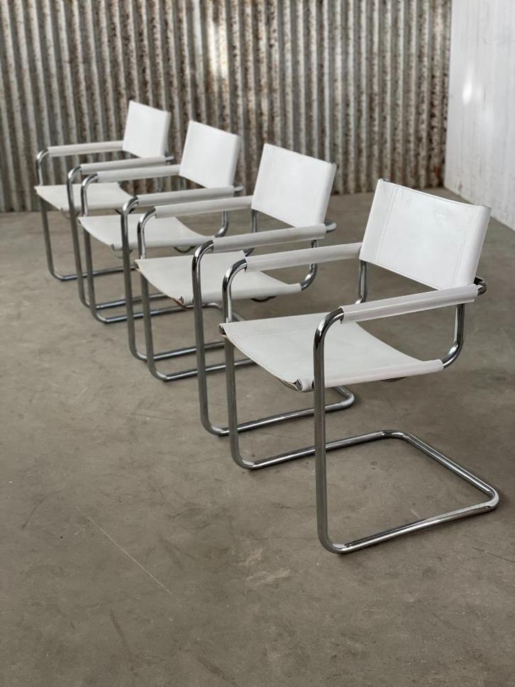 4x Eetkamerstoelen S34 in Wit leer Mart Stam/Marcel Breuer, Huis en Inrichting, Stoelen, Zo goed als nieuw, Vier, Leer, Wit, Ophalen
