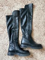 Zwarte laarzen maat 37 - geschikt voor dikke kuiten, Kleding | Dames, Schoenen, Ophalen of Verzenden, Zo goed als nieuw, Zwart