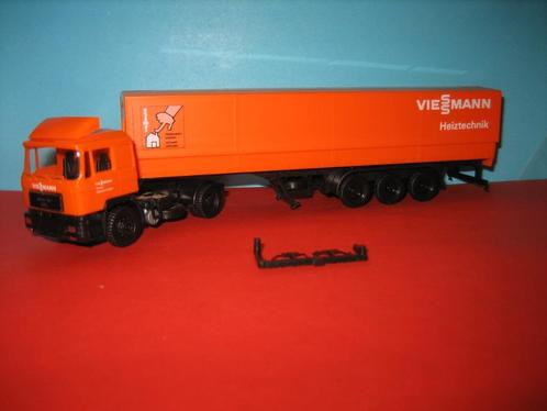 Vieszmann  MAN  met oplegger  Herpa, Hobby en Vrije tijd, Modelauto's | 1:87, Zo goed als nieuw, Bus of Vrachtwagen, Herpa, Ophalen of Verzenden