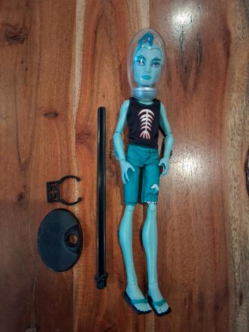 Monster High Gil Webber Skull Shores  beschikbaar voor biedingen