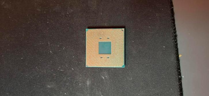 AMD Ryzen 3 1200 met koeler, Computers en Software, Processors, Gebruikt, 3 tot 4 Ghz, Ophalen