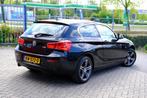 BMW 1 Serie 118i Edition Sport Line Shadow Exec € 13.750,0, Auto's, BMW, Nieuw, Origineel Nederlands, Emergency brake assist, 20 km/l