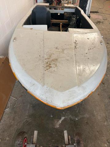 Speedboot excl trailer beschikbaar voor biedingen
