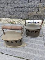 2 Antieke Strijkijzers - Decoratief. Strijkbouten, Ophalen of Verzenden