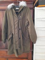 Groene winterjas met capuchon en 4 zakken, Ophalen of Verzenden, Zo goed als nieuw, Groen