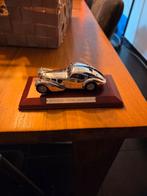 Bugatti Coupe Atlantic - Silver Cars Collectie, Hobby en Vrije tijd, Modelauto's | 1:18, Ophalen of Verzenden, Zo goed als nieuw