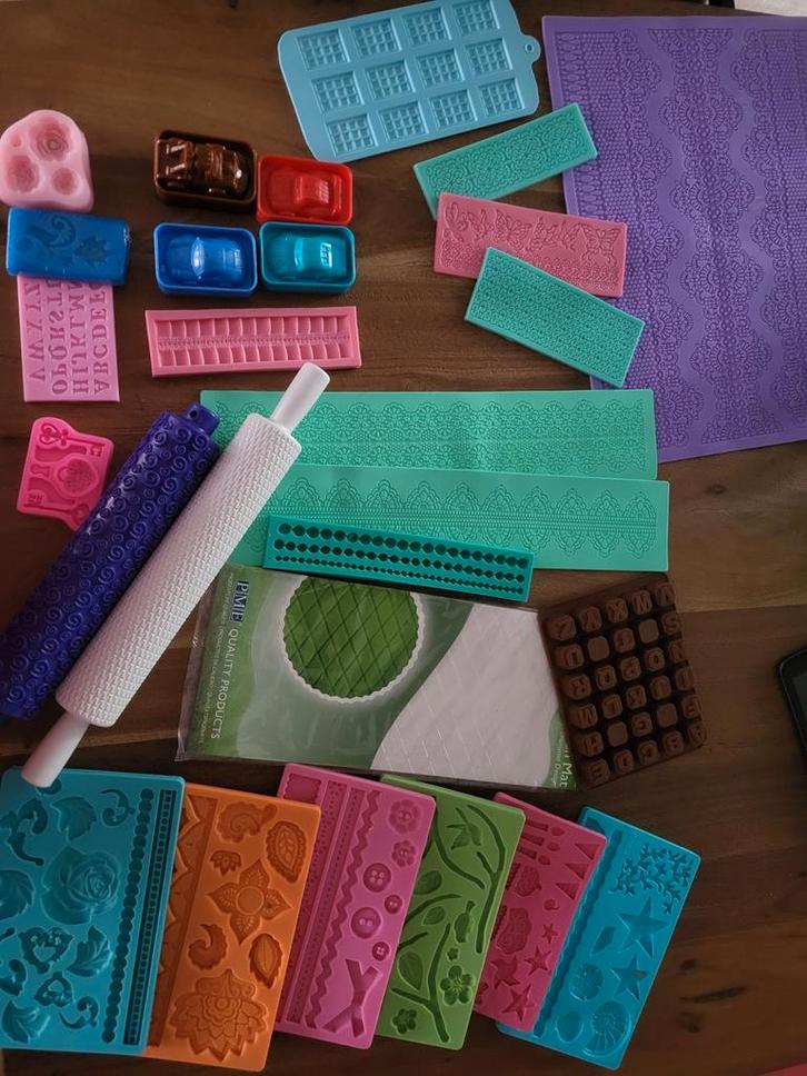 Taart Decoratie Spullen - Complete Set, Hobby en Vrije tijd, Taarten en Cupcakes maken, Gebruikt, Versiering, Taarten of Cupcakes