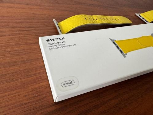 Apple Watch Classic Buckle Spring Yellow 42 mm - 49 mm, Telecommunicatie, Wearable-accessoires, Zo goed als nieuw, Bandje, Ophalen