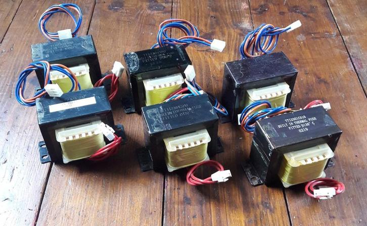 6 identieke transformators (versterker used), Hobby en Vrije tijd, Elektronica-componenten, Gebruikt, Ophalen of Verzenden