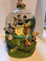 DISNEY SNOWGLOBE SNEEUWWITJE EN DE ZEVEN DWERGEN, Ophalen of Verzenden, Sneeuwwitje of Doornroosje, Zo goed als nieuw, Beeldje of Figuurtje