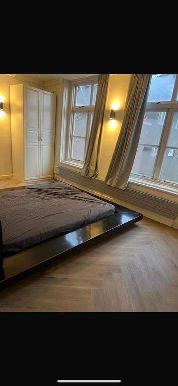 Massief houten bed