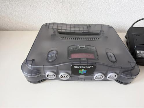 Nintendo 64 Funtastic Smoke Grey console met voeding, Spelcomputers en Games, Spelcomputers | Nintendo 64, Refurbished, Zonder controller