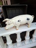 Varken beeld big polyester., Ophalen of Verzenden, Gebruikt, Kunststof, Dierenbeeld