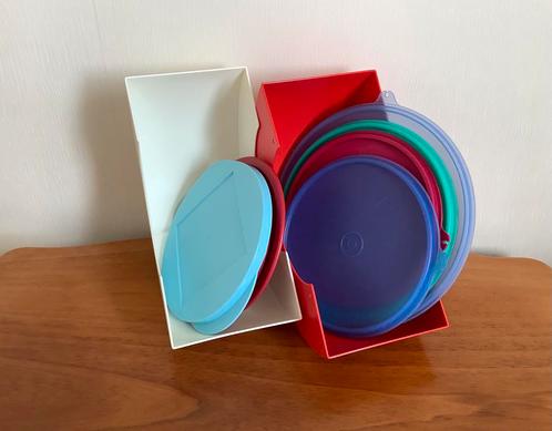 Tupp2 x Dekselhouder Rood enWit €12,00 per stuk., Huis en Inrichting, Keuken | Tupperware, Zo goed als nieuw, Wit, Ophalen of Verzenden