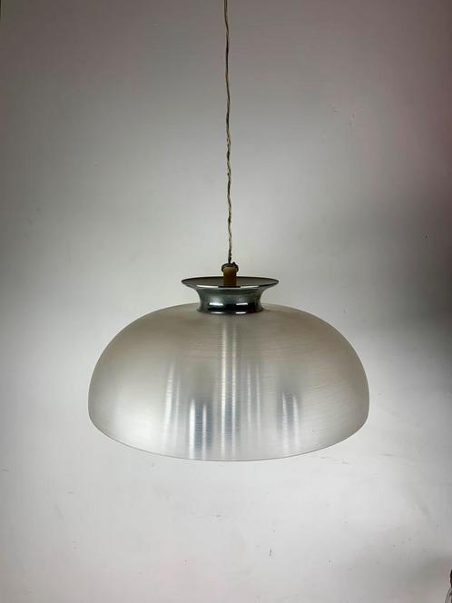 Vintage hanglamp plexi en chroom XL formaat, Huis en Inrichting, Lampen | Hanglampen, Gebruikt, 50 tot 75 cm, Kunststof, Metaal