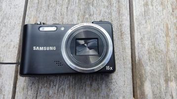 Samsung WB650 met GPS en veel accessoires beschikbaar voor biedingen