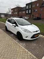 Ford Fiësta 1.25 Titanium (winterpakket) nieuwe distrib.riem, Voorwielaandrijving, Wit, Handgeschakeld, 19 km/l