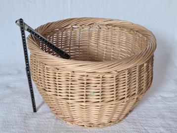Rieten mand tenen mand 44cm diameter  beschikbaar voor biedingen