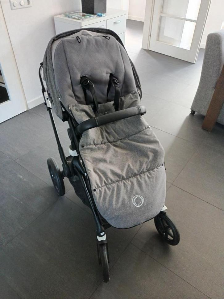 Bugaboo kinderwagen Fox2, Kinderen en Baby's, Kinderwagens en Combinaties, Gebruikt, Combiwagen, Bugaboo, Met reiswieg, Verstelbare duwstang