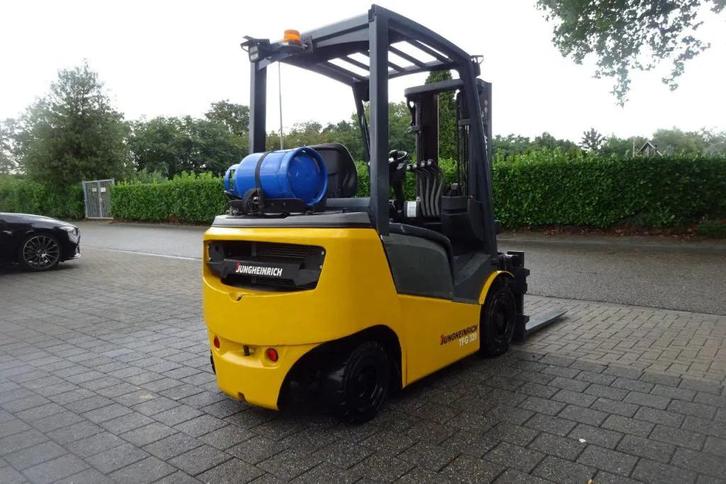 Jungheinrich TFG320s Heftruck (bj 2015), Zakelijke goederen, Machines en Bouw | Heftrucks en Intern transport, Heftruck, LPG, 2000 tot 3000 kg