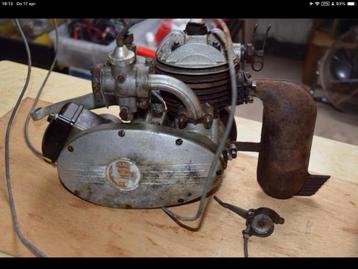 Hulpmotor ABG 48cc Is niet compleet het blok wel beschikbaar voor biedingen