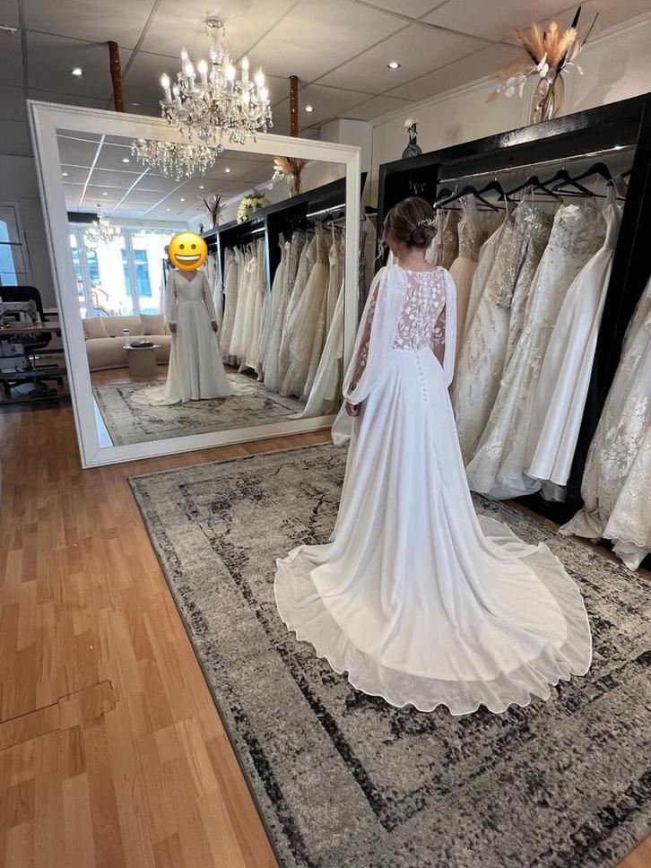Mooie witte trouwjurk maat 36, Kleding | Dames, Trouwkleding en Trouwaccessoires, Zo goed als nieuw, Trouwjurk, Wit, Ophalen