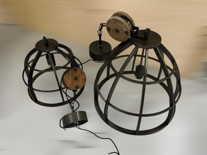 APERTO HANGLAMP – 1 LICHTS – Ø47 en 34CM –E27 ZWART met HOUT, Huis en Inrichting, Lampen | Hanglampen, Zo goed als nieuw, Minder dan 50 cm