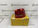 Achterlicht rechts van een Volkswagen Touran, Gebruikt, -, -, Ophalen of Verzenden