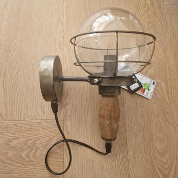 Countryfield Industriele Wandlamp 50% korting  beschikbaar voor biedingen