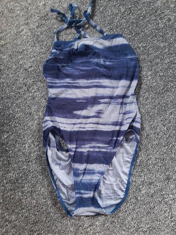 Badpak beachlife maat 38 beschikbaar voor biedingen