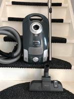 Zeer krachtige 1800 watt Miele stofzuiger Antraciet, Ophalen of Verzenden, Zo goed als nieuw, 1600 tot 2000 watt, Stofzuiger