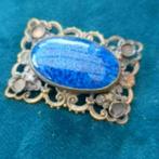 antieke broche met blauwe steen, Sieraden, Tassen en Uiterlijk, Broches, Overige materialen, 4 tot 7 cm, Gebruikt, Zilver