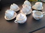 porseleinen theeservies, Antiek en Kunst, Antiek | Servies compleet, Ophalen of Verzenden