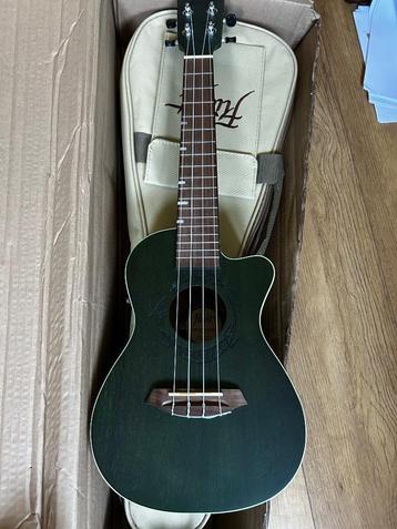 flight Duc380 CEQ ukulele ukelele beschikbaar voor biedingen